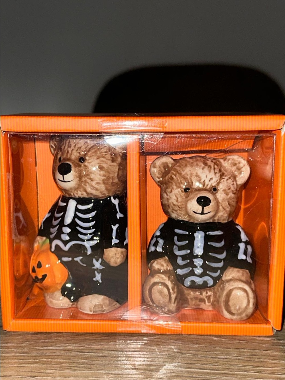 NIB Creepy Critters Halloween Skeleton Teddy Bear Salt & Pepper Shakers Set